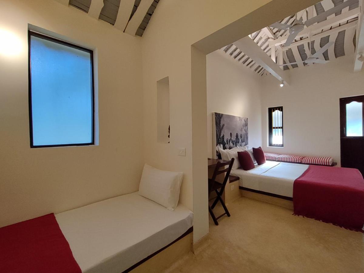 Mangala Heritage By Luxunlock Private Villas Tirukkannapuram ภายนอก รูปภาพ
