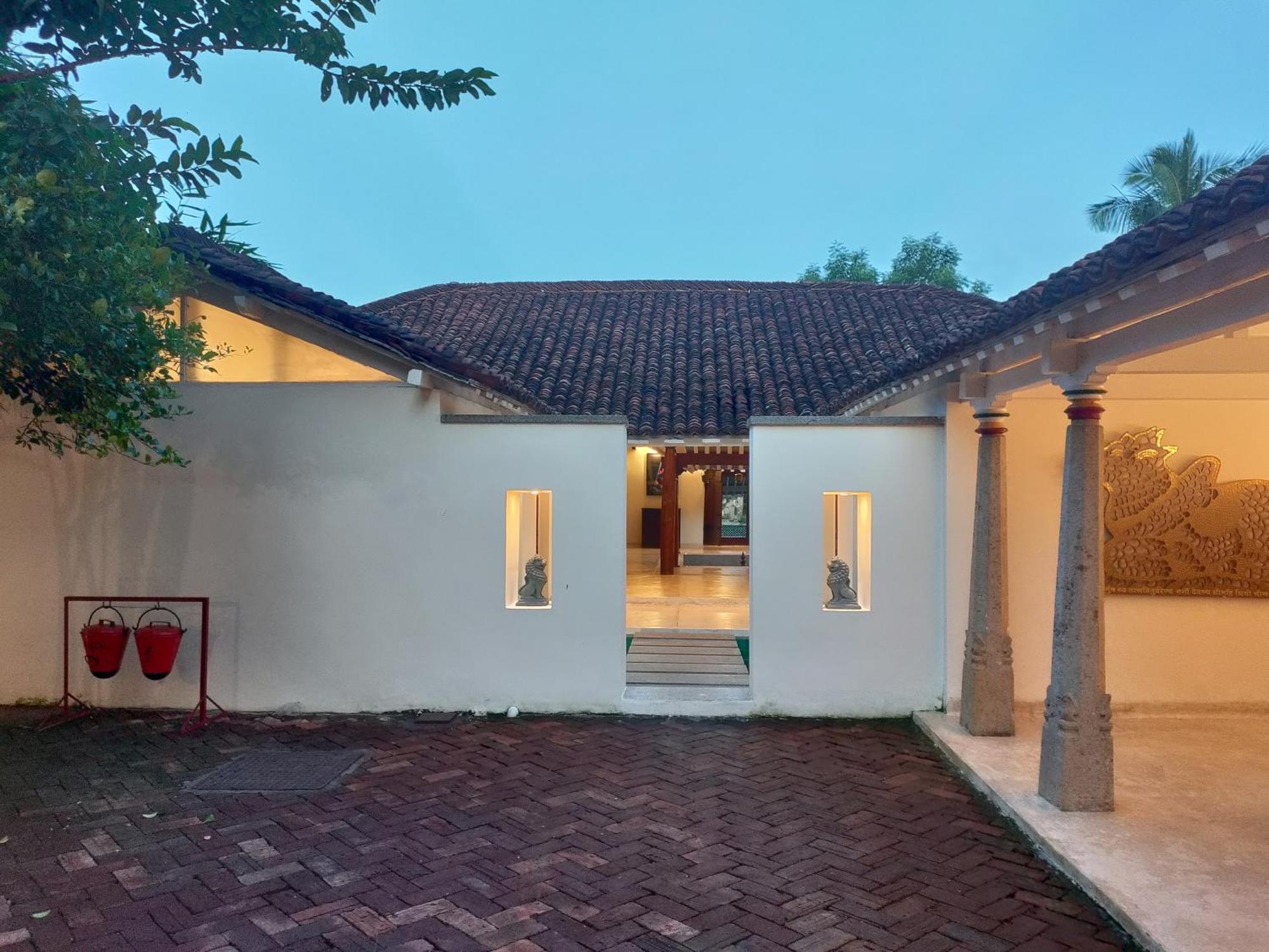 Mangala Heritage By Luxunlock Private Villas Tirukkannapuram ภายนอก รูปภาพ